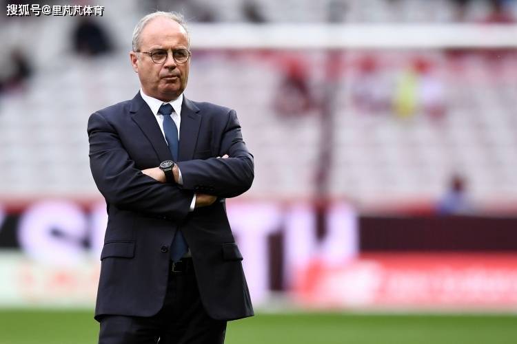 续约受阻后，曼联开挖巴黎成功“引路人”：专业性保证就靠他了？