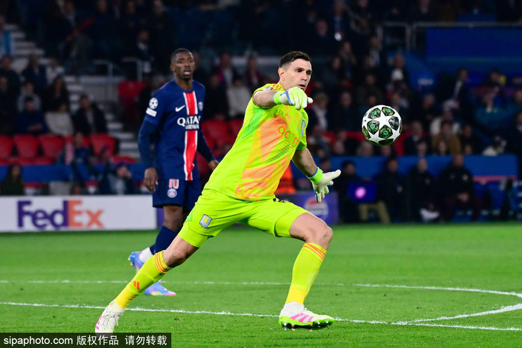 阿斯顿维拉面临财政压力，门神马丁内斯或成今夏转会焦点