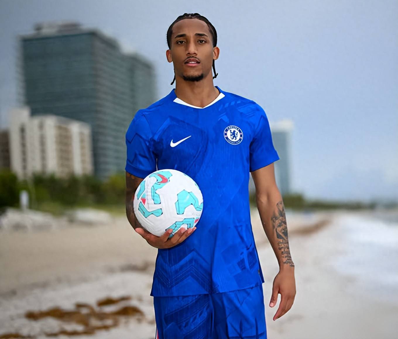 切尔西为何签下多名前锋？战术需求，人员不足，还是市场策略？