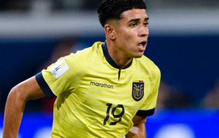 已满三人！泰晤士：在外租派斯后，切尔西无法再向白堡租借球员